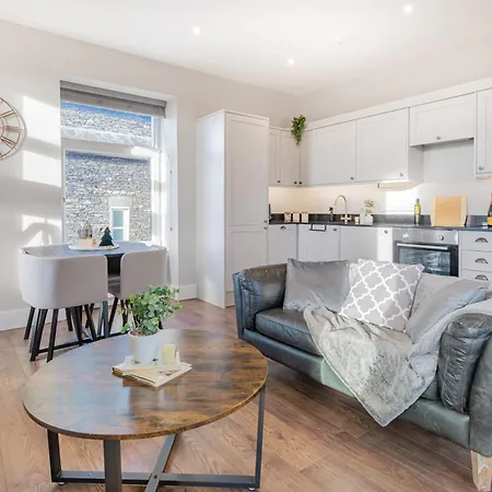 The Cosy Loft, Pet Friendly In Apartment Windermere