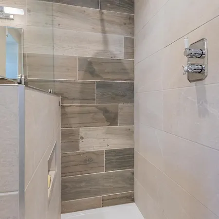 The Cosy Loft, Pet Friendly In ווינדרמר